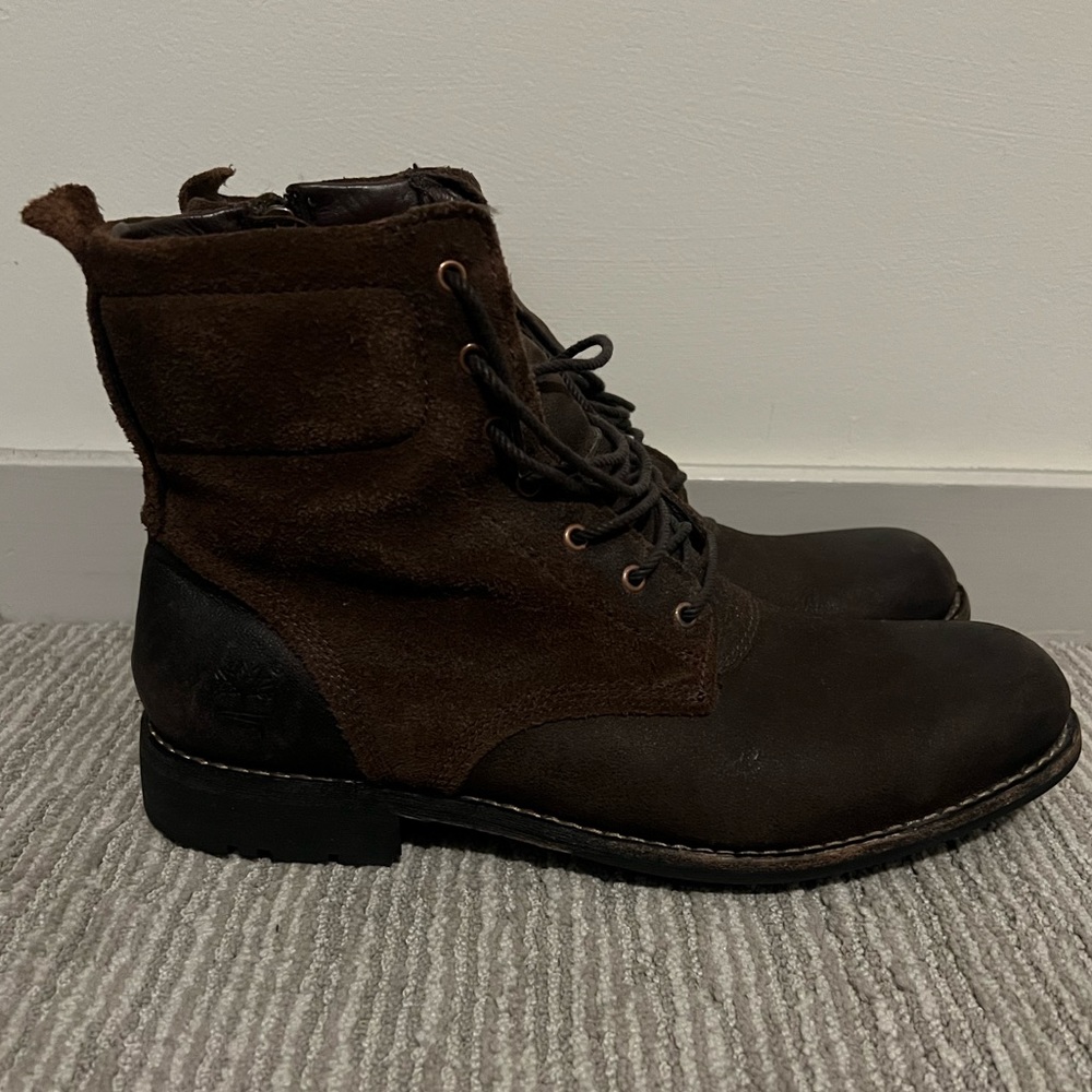 Timberland Men's dark brown side-zip boots sz8.5